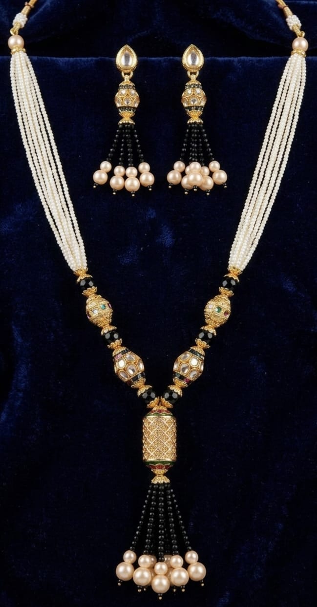 Traditional Black Pearl & Turquoise Beaded Necklace Set image 4